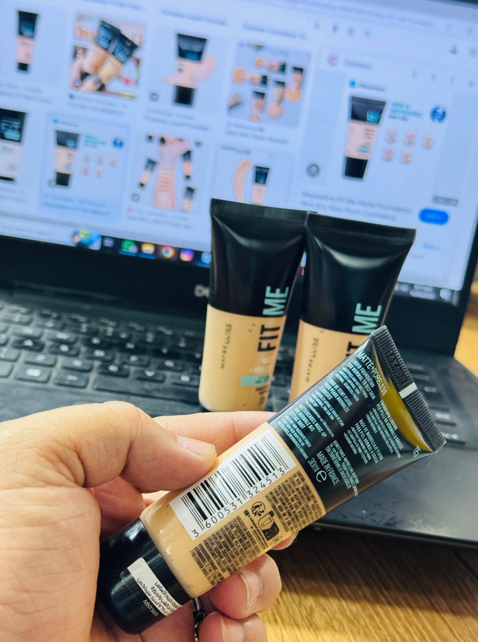 Maybelline Fit Me Matte + Poreless Foundation Tube